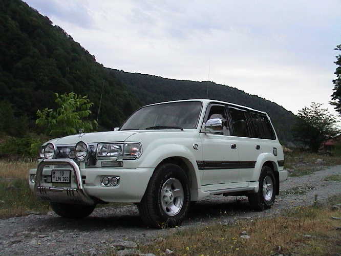  Toyota Land Cruiser